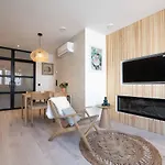Aparthotel Modern Two Bedroom Close To The 4*