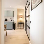 Aparthotel Modern Two Bedroom Close To The 4*