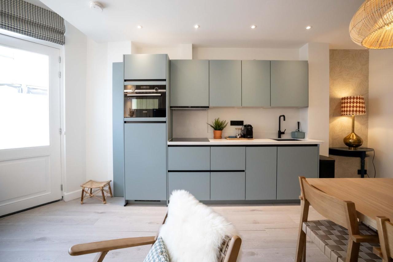 Modern Two Bedroom Close To The Aparthotel The Hague