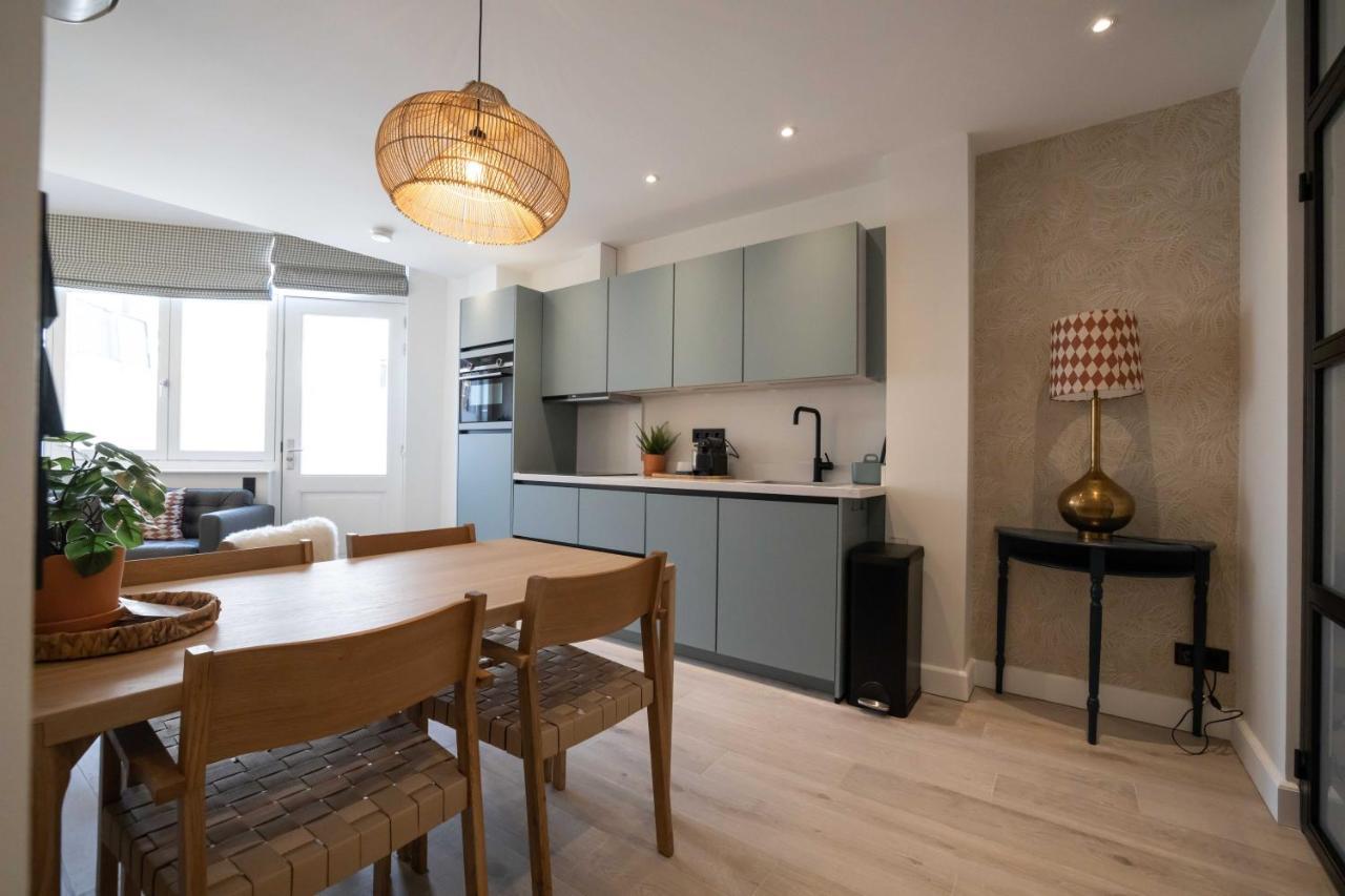 Modern Two Bedroom Close To The The Hague