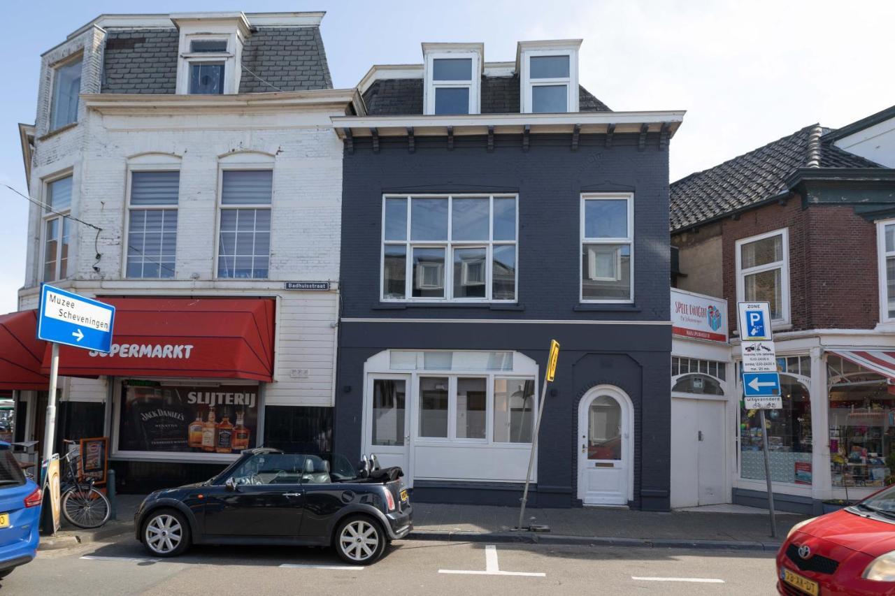 Four Star - Badhuisstraat 6 *